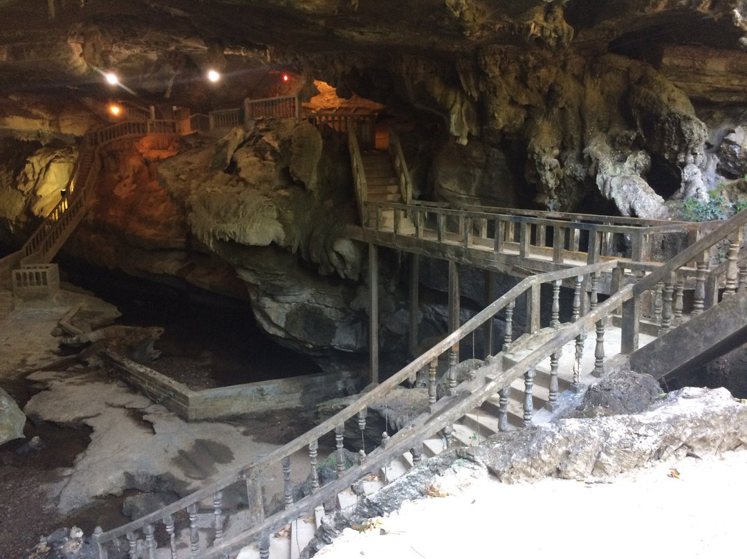 Tham Nang Aen Cave景点图片