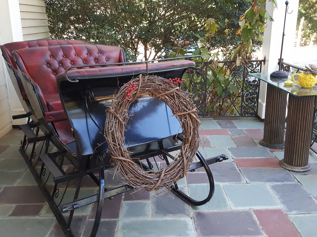 Clevedale Historic Inn and Gardens主图