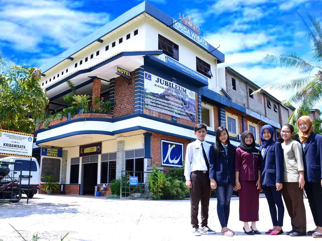 Metro酒店住宿-Krida Wisata Hotel