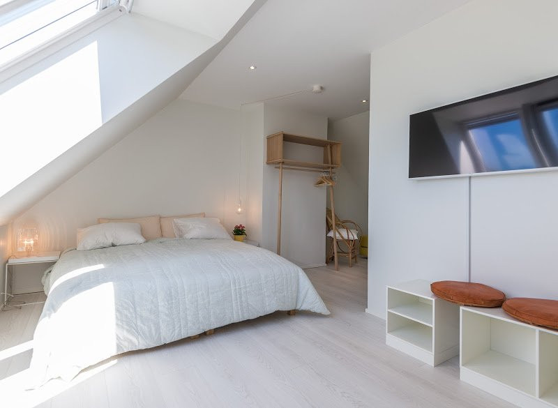 布洛克胡斯酒店住宿-Kunstart20