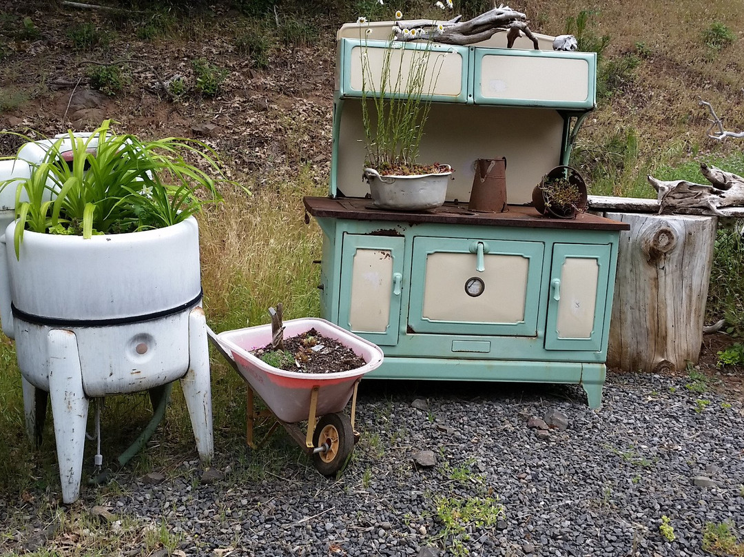 Shady Kate's Boutique-Shady Cove必去景点