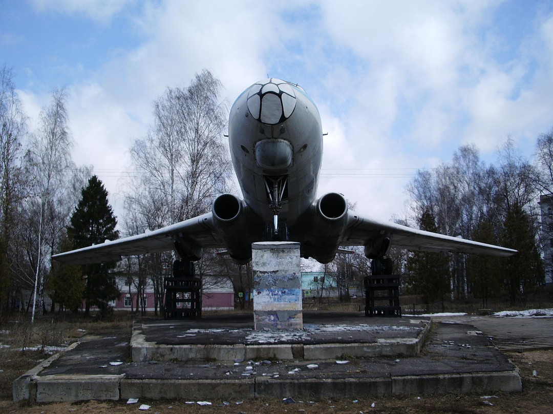 Monument Airplane TU-124景点图片