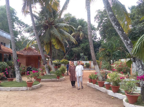 Punnapra酒店住宿-OYO 8839 Beach Village Resort