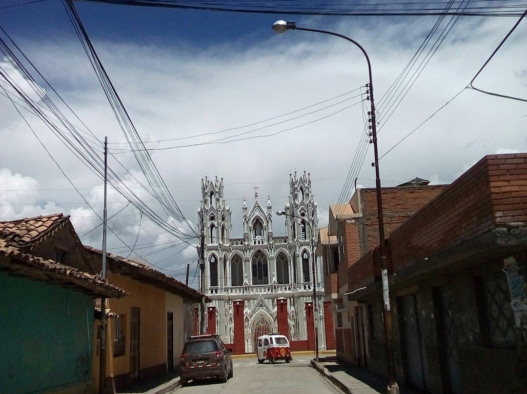 Capilla Cristo Pobre-豪哈必去景点