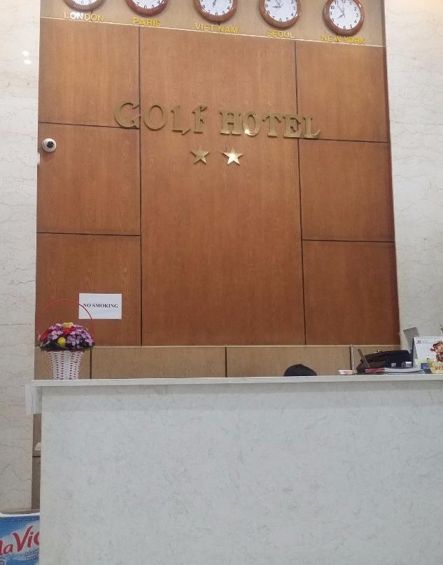 高尔夫酒店主图