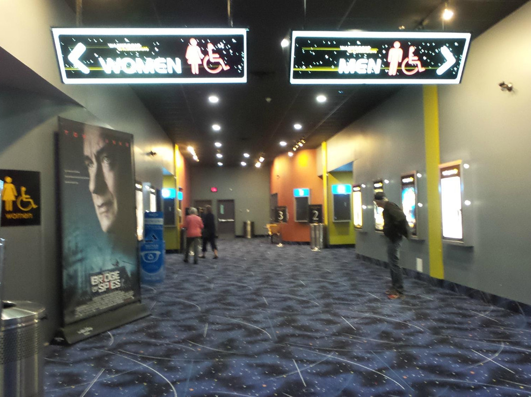 Galaxy Cinemas Red Deer-红鹿市必去景点