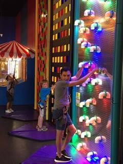 Game On Family Entertainment Center-圣安东尼奥市必去景点