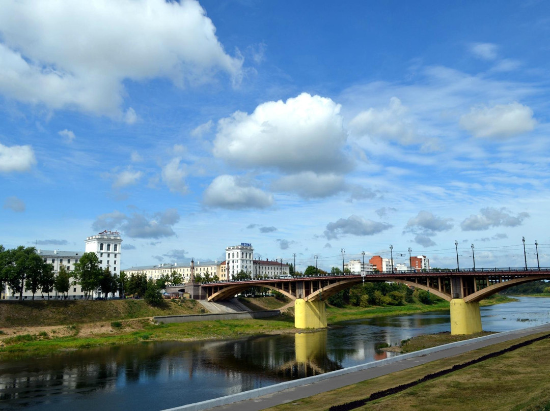 Kirovskiy Bridge景点图片
