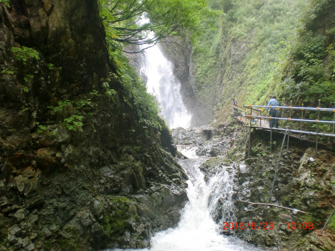 Ammon Waterfall-西目屋村必去景点