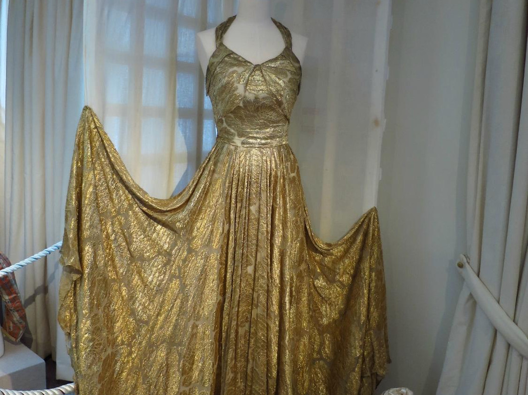 Blandford Fashion Museum景点图片