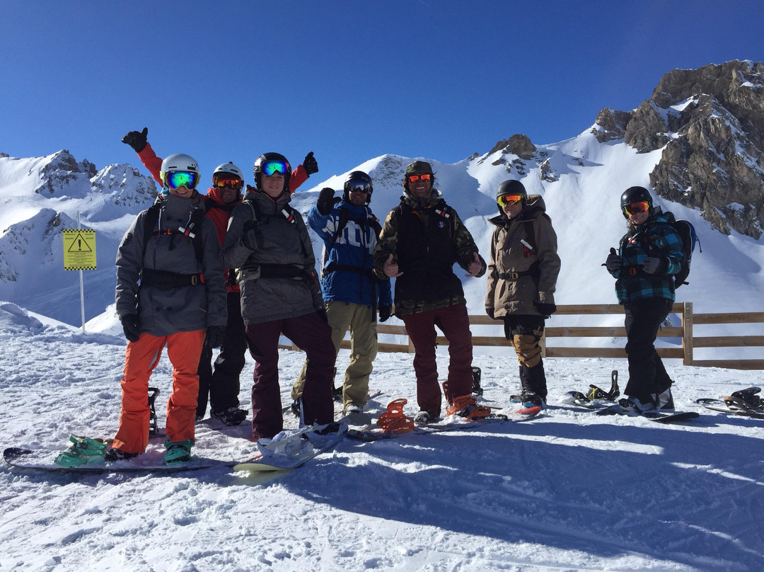 Rebel Alliance Snowboarding-提涅必去景点