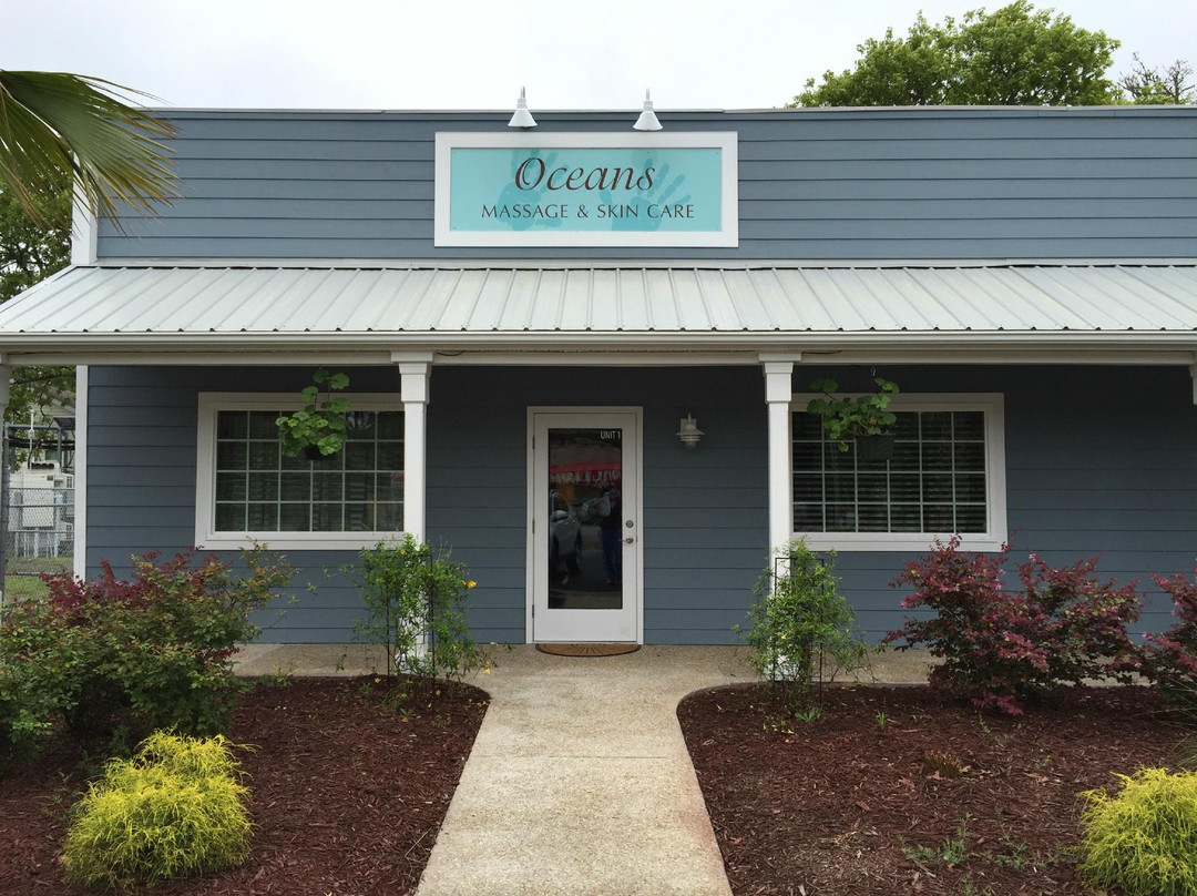 Oceans Massage and Skin Care景点图片