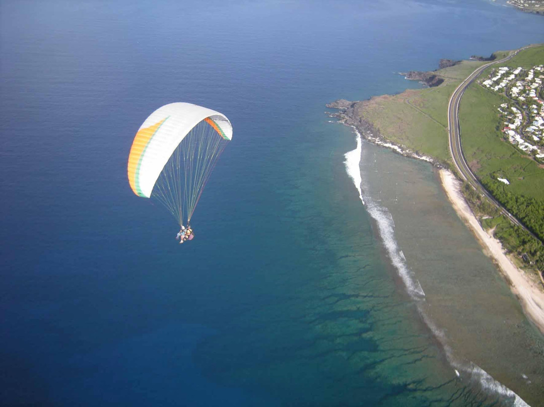 Bourbon Parapente Dé Zîles景点图片