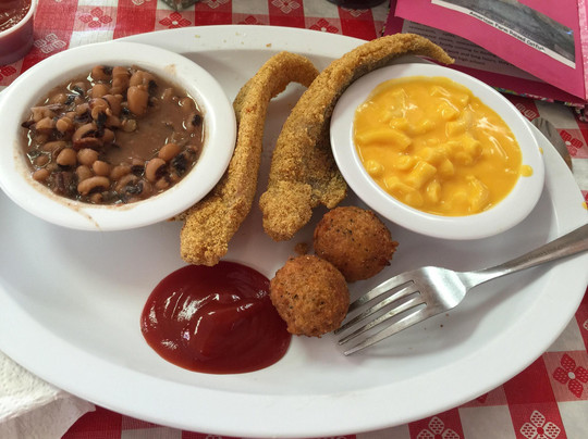 Lavaca餐馆和美食-Bob and Wanda's Restaurant