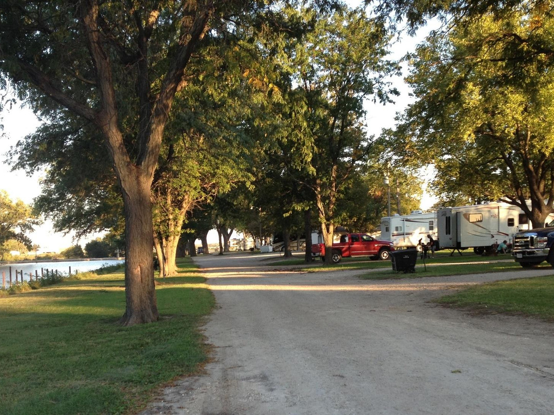 Ellis Lakeside Campground-Ellis必去景点