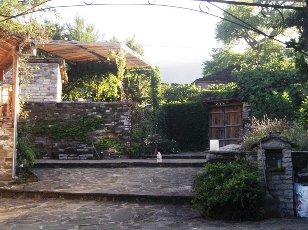 Mandalo Guest House