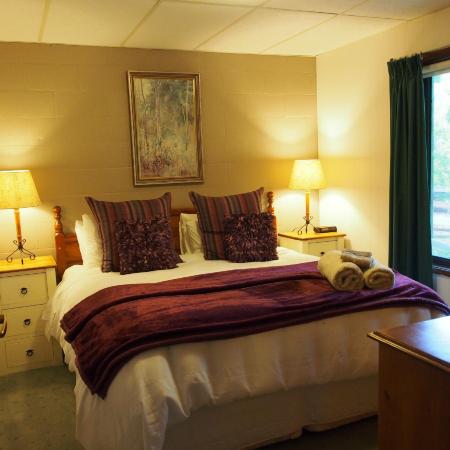 Forest Lodge Chalets-官方