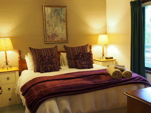 Forest Lodge Chalets主图