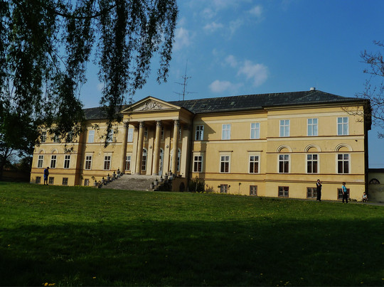 Dolna Krupa Castle-Dolna Krupa必去景点