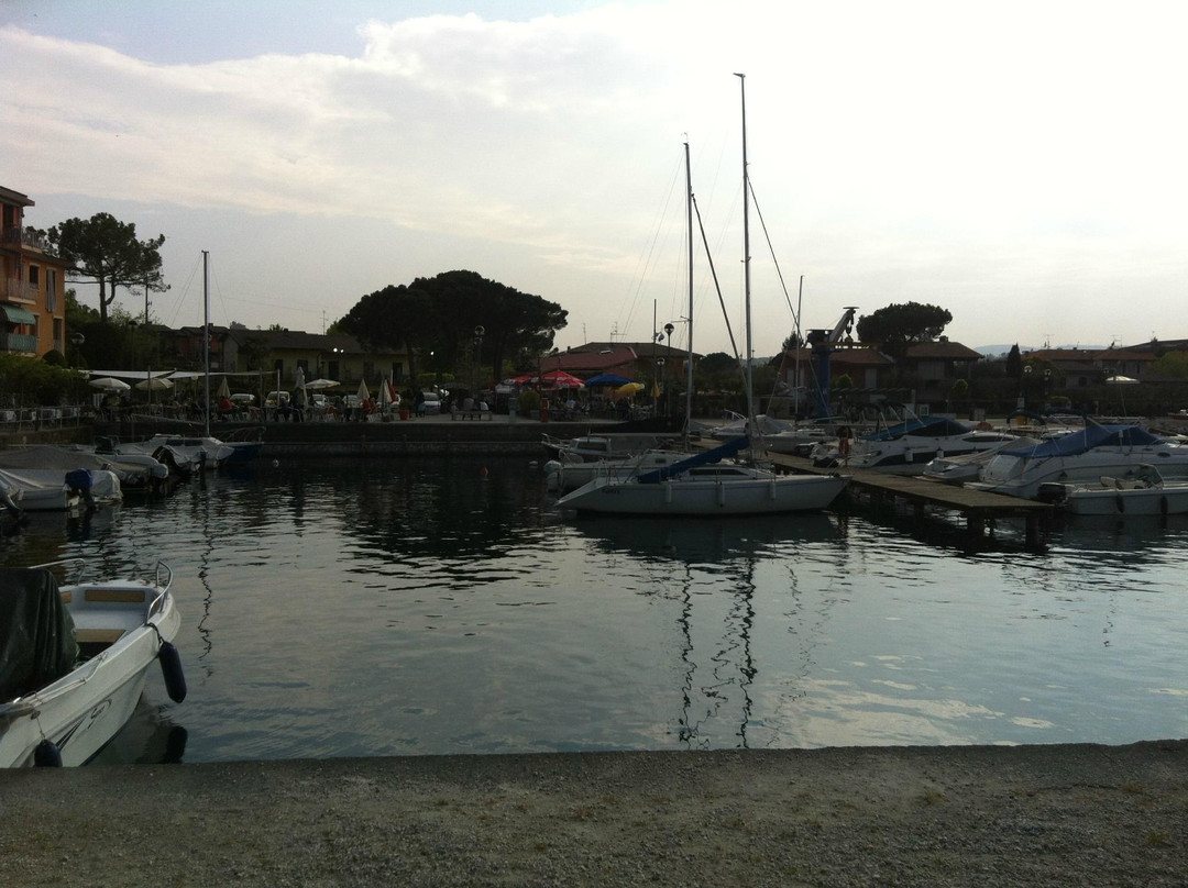 Porto Torchio beach景点图片