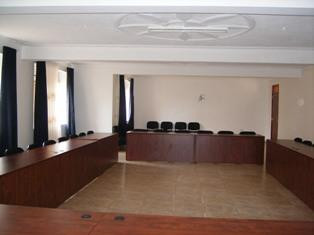 Golden Tripod Hotel主图