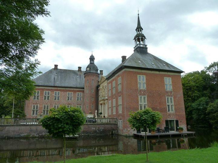 Schloss Goedens-Sande必去景点