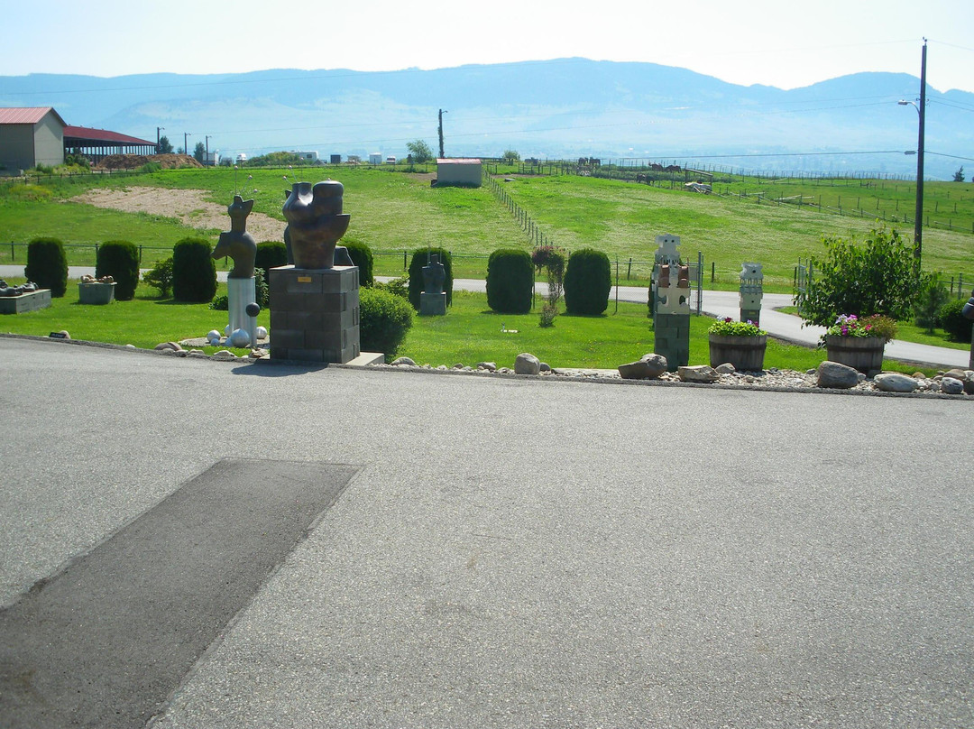 Geert Maas Sculpture Gardens Gallery and Studio-基洛纳必去景点