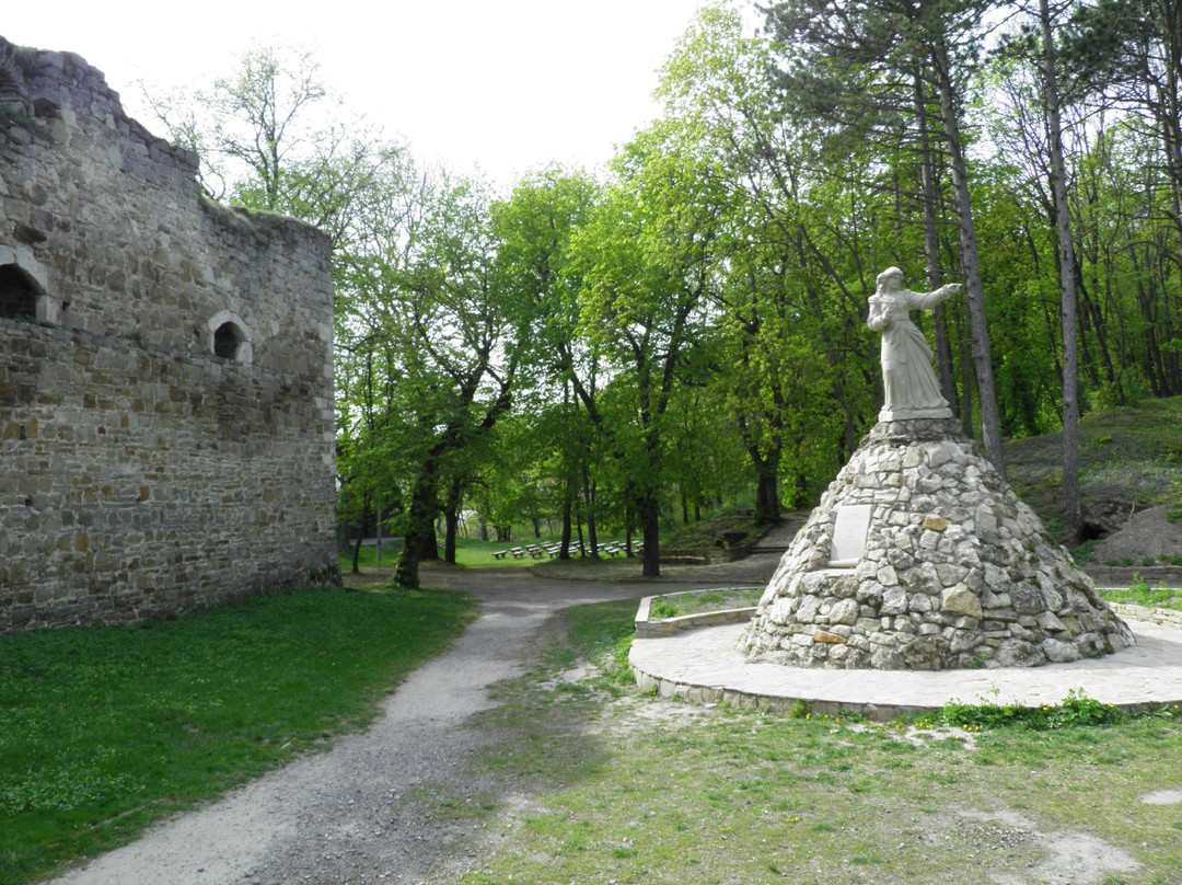 Satanov旅游景点-Terebovlya Castle