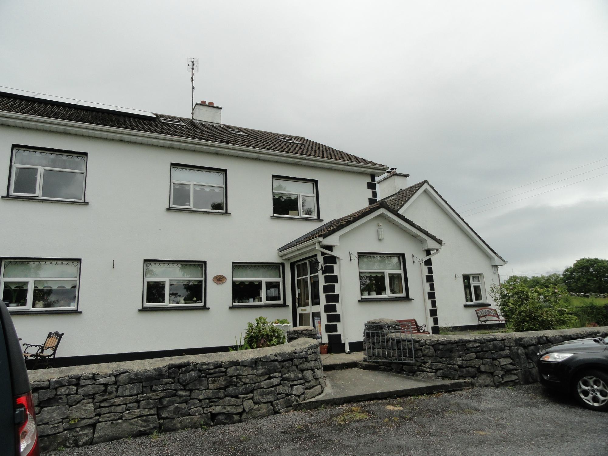 Rockfield House-客卧