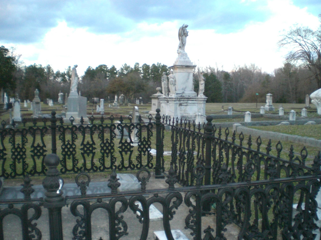 Oakwood Cemetery-Jefferson必去景点