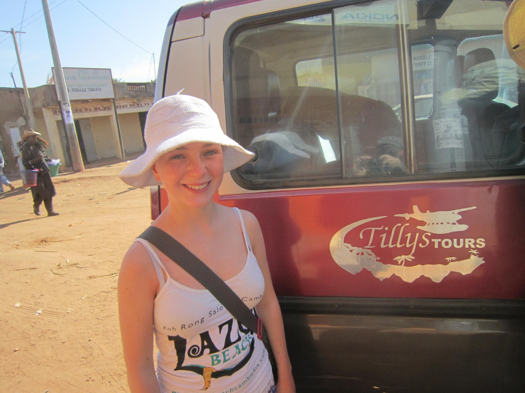 Tilly's Tours - Day Tours-Kololi必去景点