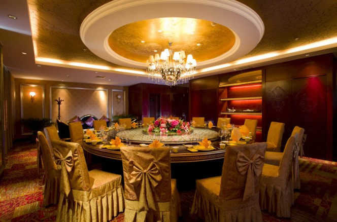 康巴大酒店主图