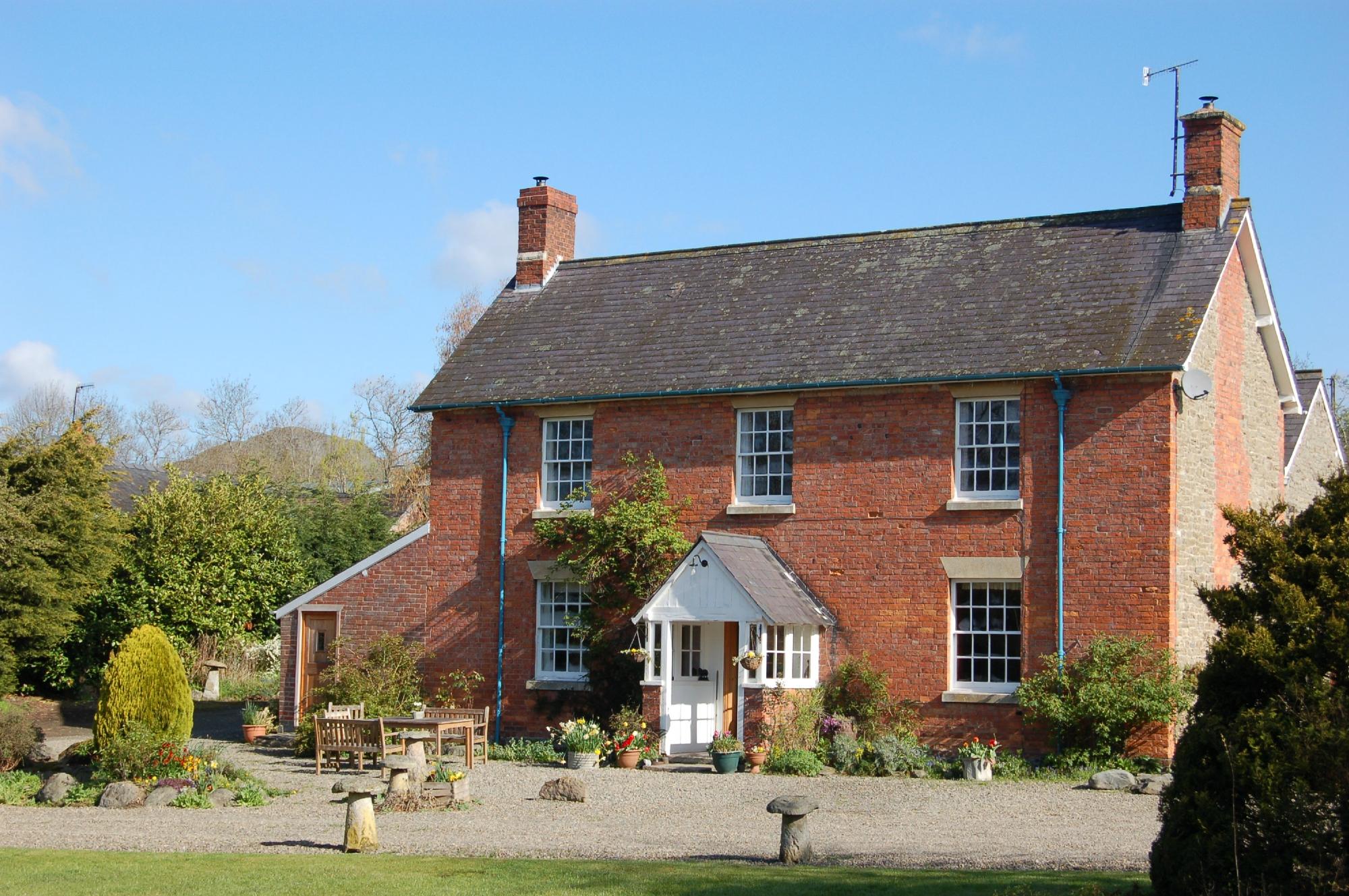 The Farm Snead & Ty Camlad Self Catering-浴室