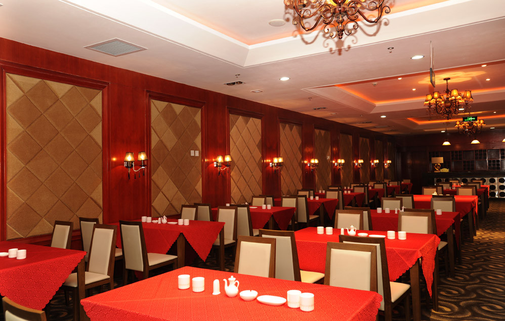 万通源大酒店主图