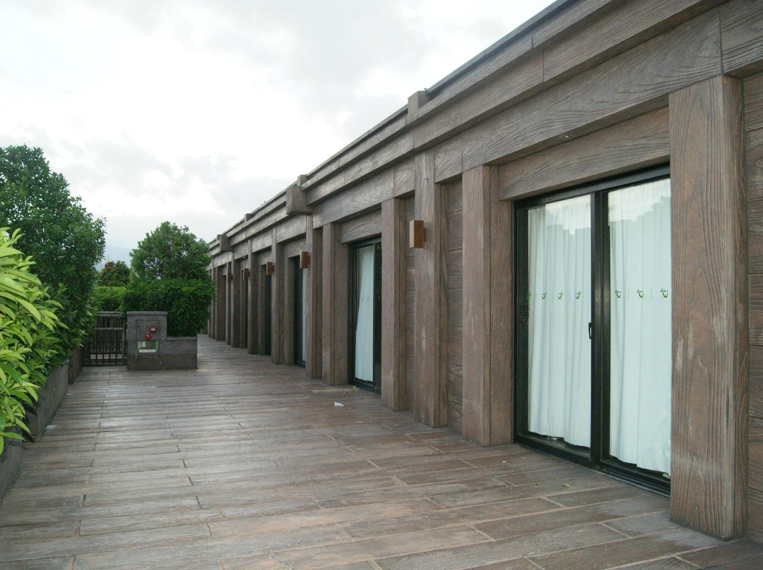 挪亚方舟度假酒店主图