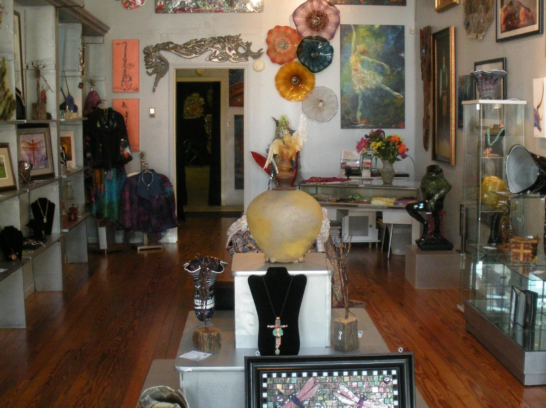 Your Private Collection Art Gallery-格兰伯里必去景点