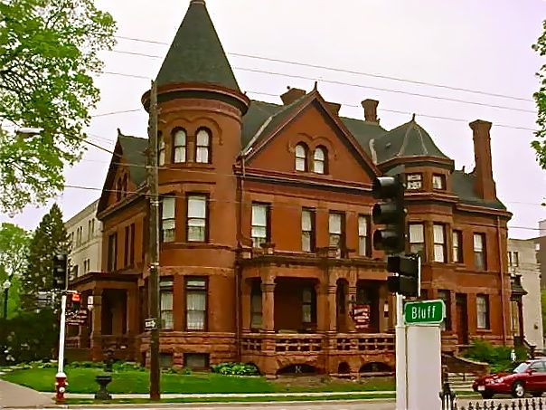 Kieler酒店住宿-Redstone Inn & Suites