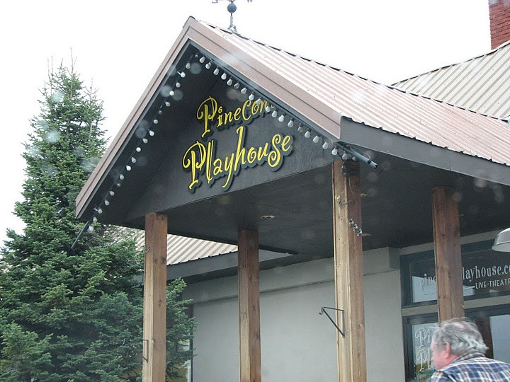 Pinecone Playhouse at Mack's Inn Resort景点图片