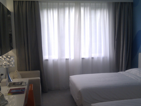 深圳东部华侨城瀑布酒店主图