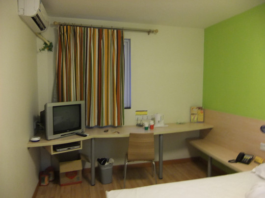 7天珠海吉大免税商场店主图