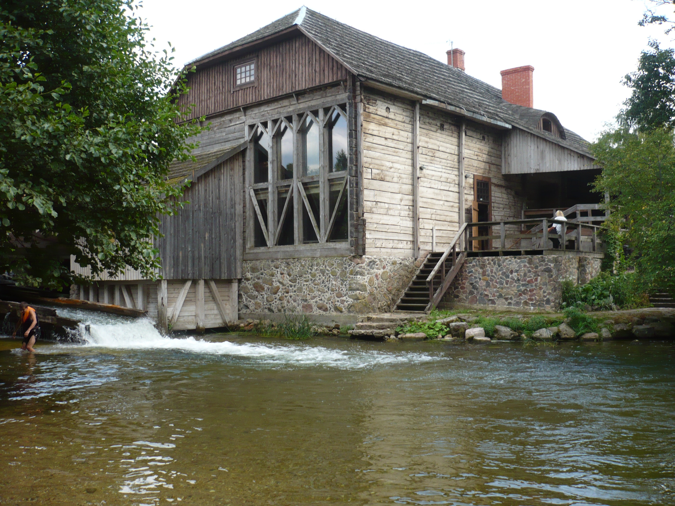 Ginuciai Water Mill-泳池