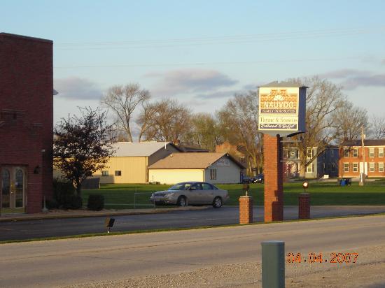 Nauvoo Family Inn & Suites-浴室