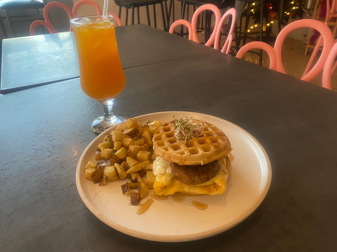 Oh La La Coffe and Wine Bistro