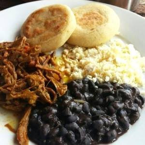 Miraflores餐馆和美食-Asuu Arepa