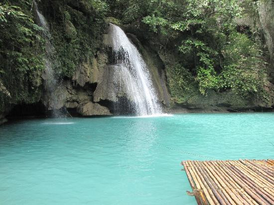 嘉华山瀑布-Badian必去景点