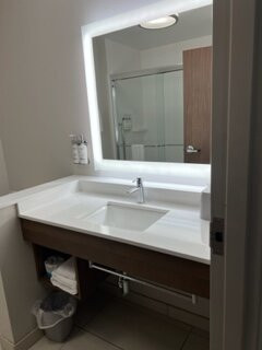 Holiday Inn Express & Suites Fayetteville South By IHG