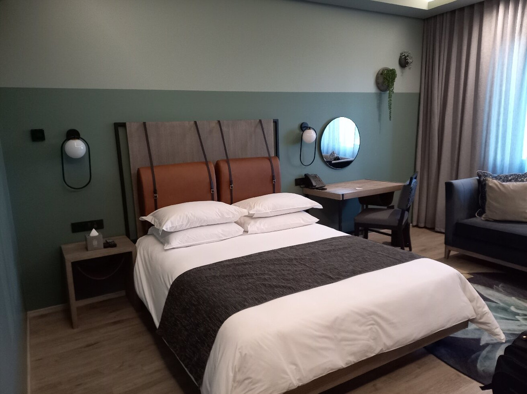 Courtyard Hotel Waterfall City主图