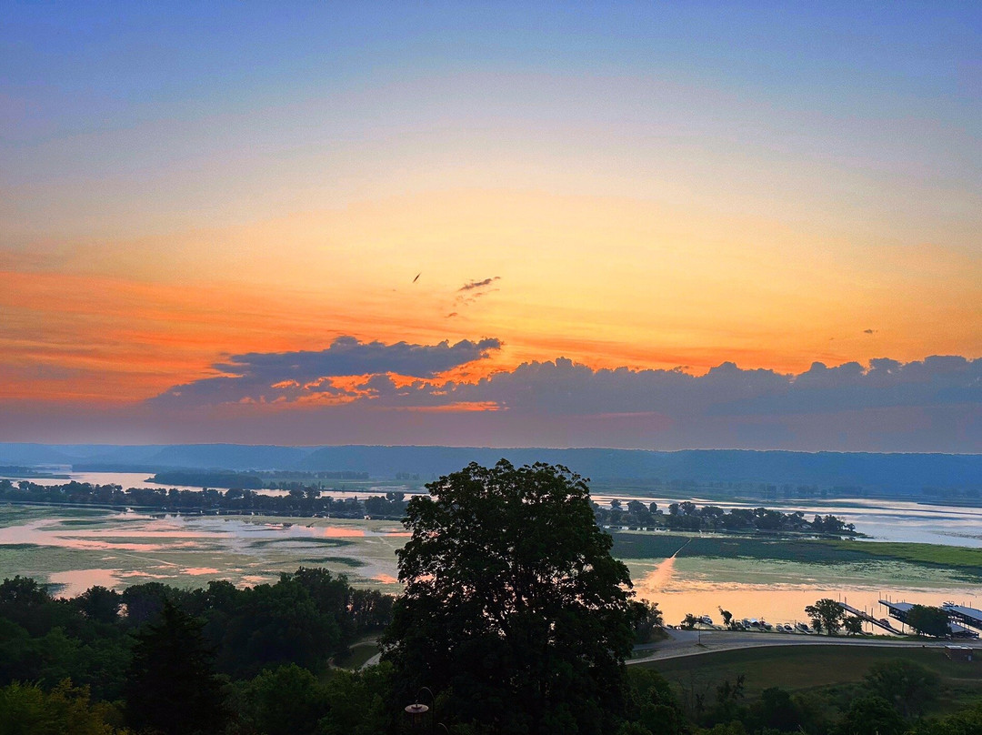 Eagle View Motel主图