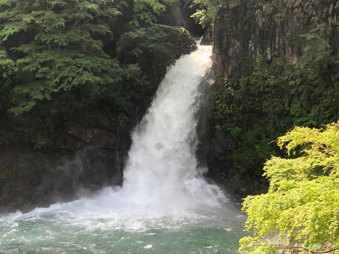 Odaru Kawzu Seven Waterfalls景点图片