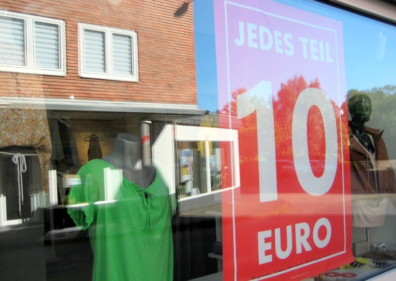 Kleine Vielfalt: Bekleidung und Geschenkartikel...-Hillesheim必去景点